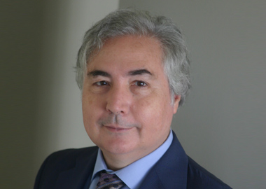 Manuel Castells, foto extraida de www.oii.ox.ac.uk